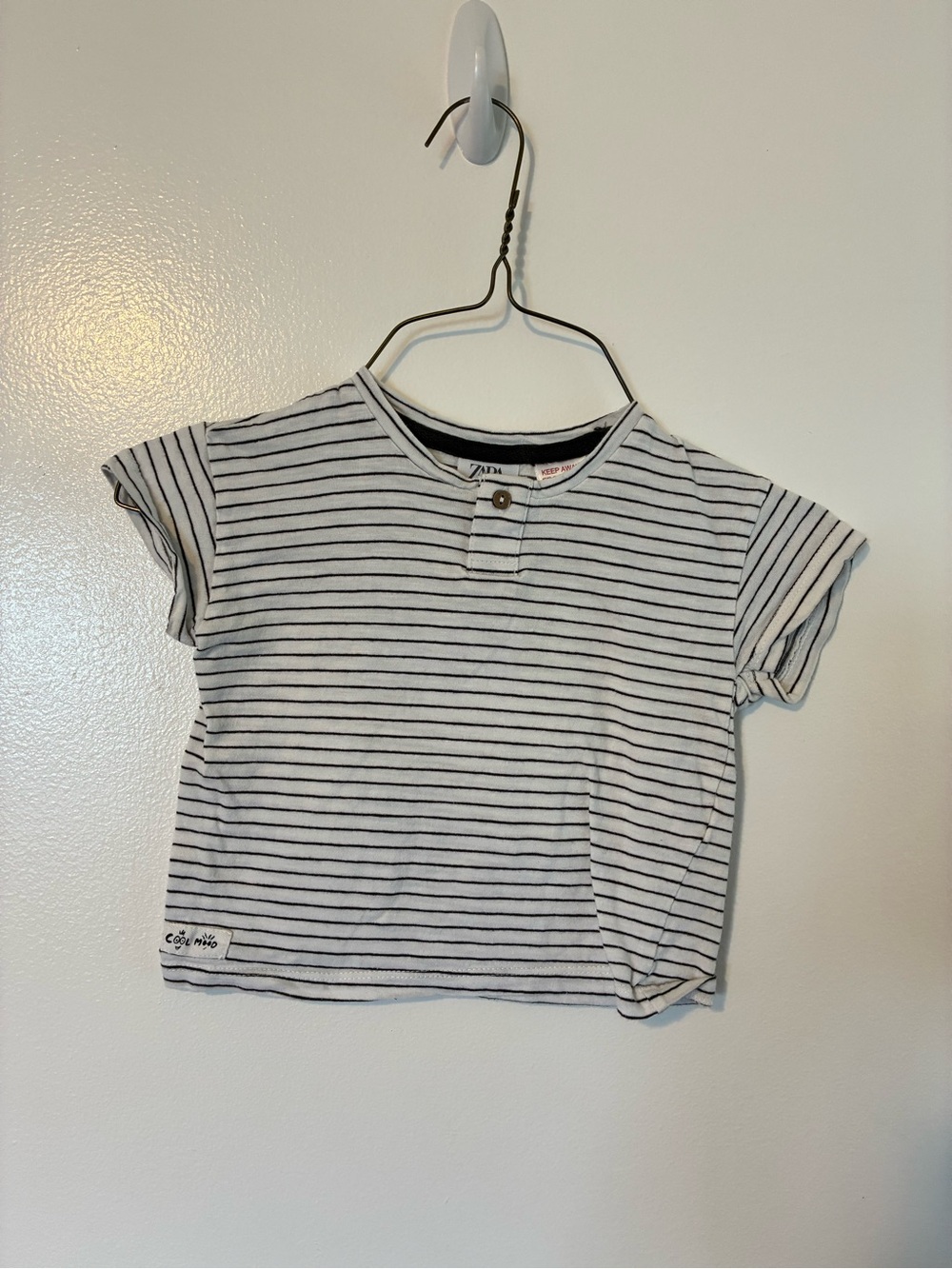 Zara White and Black Striped Short Sleeve Tee